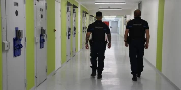 La contrôleuse générale des lieux de privation de liberté dénonce les « violences systémiques » pratiquées contre les détenus à la prison de Condé-sur-Sarthe