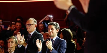 Présidentielle 2027 : entre le RN et LFI, les partis se préparent à la bataille du centre