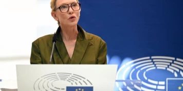 Face à l’essor de l’intelligence artificielle, Cate Blanchett lance un site pour faire valoir les droits de chacun
