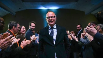 Édouard Philippe au défi de sortir du bois : « Il ne laisse pas un vide, mais une envie »