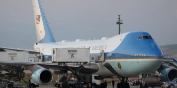 Donald Trump a quitté le sommet de l’OTAN en Turquie en juillet à bord d’un avion secret en raison des menaces de l’Iran, selon des médias américains