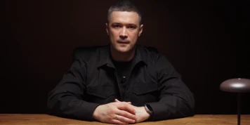 Mykhaïlo Fedorov, l’ex-ministre de la défense ukrainien, réclame la tenue d’élections et dénonce la corruption, dans un acte de défi à Volodymyr Zelensky