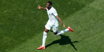 Coupe du monde 2026 : avec un triplé de Dembélé, la France domine la Norvège et s’avance de manière conquérante vers les seizièmes de finale