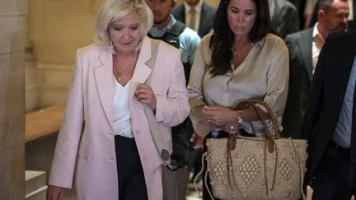 Procès en appel de Marine le Pen : "On est globalement tous plutôt soulagés", réagit le coprévenu et député du RN Timothée Houssin