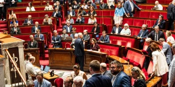 Fin de vie : le Parlement approuve définitivement le droit à l’« aide à mourir », Emmanuel Macron salue un « débat respectueux » et un « engagement tenu »
