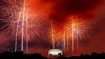 Le feu d’artifice pour les 250 ans des États-Unis a rendu brièvement Washington la ville la plus polluée au monde