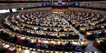 Un « démantèlement » d’ampleur des lois environnementales est en cours en Europe, alerte un collectif d’ONG