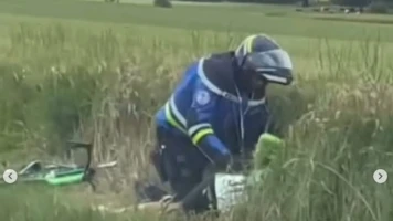 Un cycliste néerlandais disqualifié et immobilisé à terre par la police sur la Ronde de l'Oise après un refus de s'arrêter