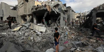 A Gaza, un bombardement israélien sur des funérailles tue 8 personnes et en blesse 22 autres