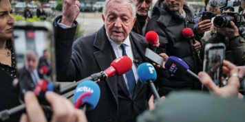 Métropole de Lyon : Jean-Michel Aulas refuse de se mettre en retrait après la plainte pour viol contre un de ses proches conseillers