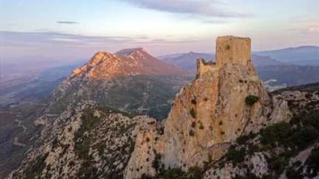 Les célèbres citadelles de Peyrepertuse, Quéribus ou Montségur, bientôt classées à l'Unesco, ne seront plus désignées comme "cathares"