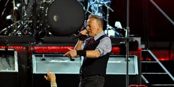 « Un président dangereux, raciste, incompétent et traître » : le réquisitoire impitoyable de Bruce Springsteen contre Donald Trump lors d’un concert à Washington