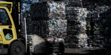 Consigne des bouteilles plastique : des élus locaux dénoncent une « parodie de concertation » et quittent une réunion au ministère de la transition écologique