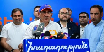 Législatives en Arménie : le premier ministre, Nikol Pachinian, revendique une « victoire historique »