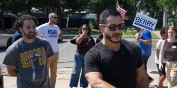Dans le Michigan, la victoire du « progressiste » Abdul El-Sayed à la primaire démocrate confirme la poussée de l’aile gauche au sein d’un parti fracturé