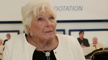 « Tout est organisé, même la liste des convives » : à 95 ans, Line Renaud réaffirme son désir de « choisir sa fin »