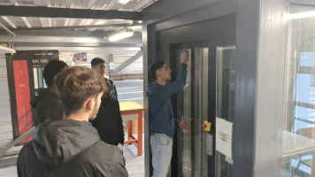 Ali, 18 ans, Formateur Certifié en Spécialisation Ascensoriste à François-Arago