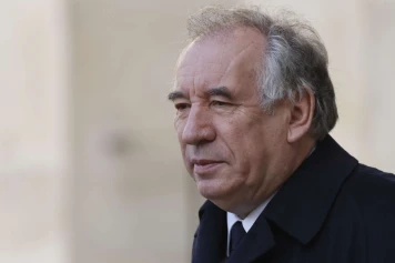 François Bayrou Refuse Defense Ministry Role, Sparks Potential Political Crisis