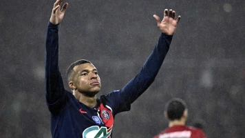 Booba s'attaque à Depardieu, Dua Lipa, Abidal et Mbappé dans son nouvel album
