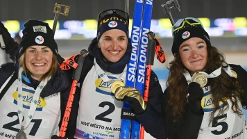 Triomphe historique des femmes françaises aux Championnats du monde de biathlon