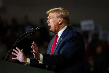 Trump menace l'OTAN et promet des expulsions massives si réélu