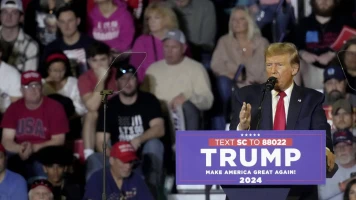 Ex-Président US Vise Réélection, Menace de Quitter l'Alliance Atlantique