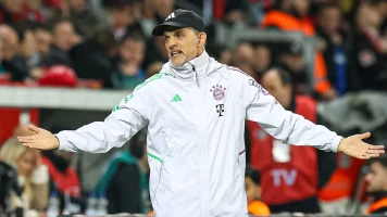 "En Angleterre, il y a une belle règle", le dépit de Tuchel sur le but Stanisic, prêté au Bayer... par le Bayern
