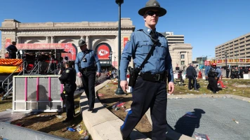 Fusillade à la parade des Chiefs de Kansas City: 1 mort, 9 blessés