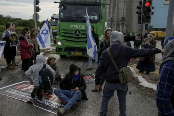 Israël bloque l'aide alimentaire de l'ONU à Gaza, risque de famine imminent