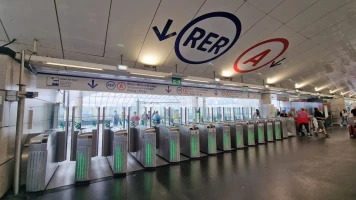 Interruption du RER A: Agressions à Chessy, Suspects Arrêtés par la Police