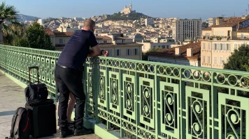 Acheter 26m2 à Marseille avec un salaire minimum: Comparaison avec Paris