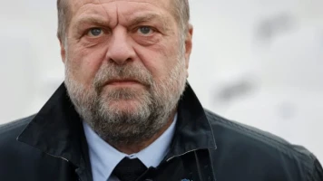 Éric Dupond-Moretti critique les liens présumés de Jordan Bardella avec la Russie