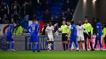Nice FC critique l'arbitrage après la défaite à Lyon en Ligue 1