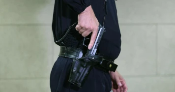 Homme armé à Paris neutralisé par la police: Enquêtes en cours