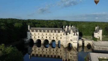 Explorez le Château de Chenonceau et son Jardin à la Française