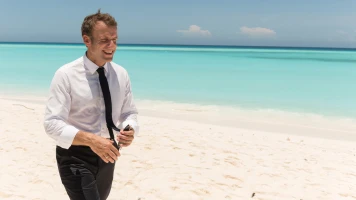 Macron propose une révision constitutionnelle pour traiter la question des migrations à Mayotte