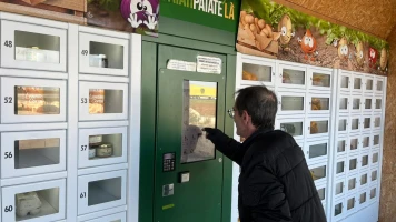 Producteurs ouvrent distributeur accessible 24/7 en bordure de route