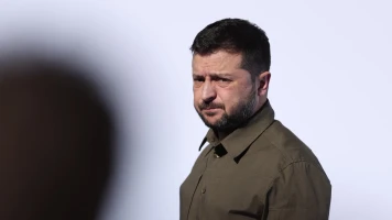 Zelensky admet la difficulté face aux forces russes en Ukraine