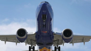 Fissure de pare-brise sur un Boeing 737-8 Max en vol - Smartlynx Airlines
