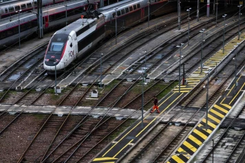 Grève SNCF : Le gouvernement français propose de limiter le droit de grève