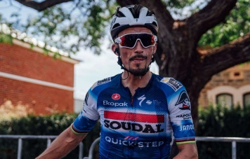 Julian Alaphilippe Critiqué par Manager, Non Sélectionné pour le Tour de France