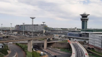 Le Groupe ADP vise à réduire les voitures à Paris-Orly pour 2035