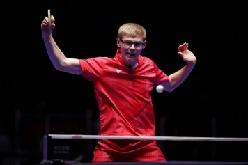 Équipe de Tennis de Table Française en Finale Mondiale après 27 Ans