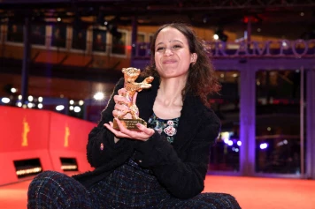 74e Berlinale: 'Dahomey' de Mati Diop remporte l'Ours d'or, solidarité avec Palestine