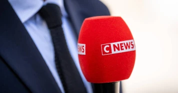 La désinformation courante sur CNews et le rôle du groupe Bolloré