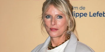 Karin Viard révèle son expérience de violence sexuelle avec Gérard Depardieu