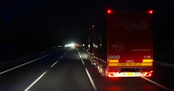 Accident tragique sur l'A6: une adolescente perd la vie, 12 blessés
