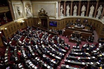 Le Sénat vote pour l'intégration de l'IVG dans la Constitution