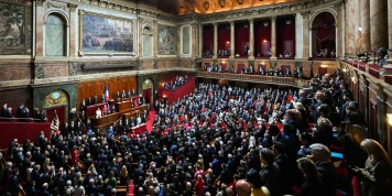 La France inscrit l'IVG dans la Constitution, un vote historique