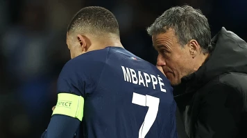 Mbappé brille en Ligue des Champions, loué par Luis Enrique